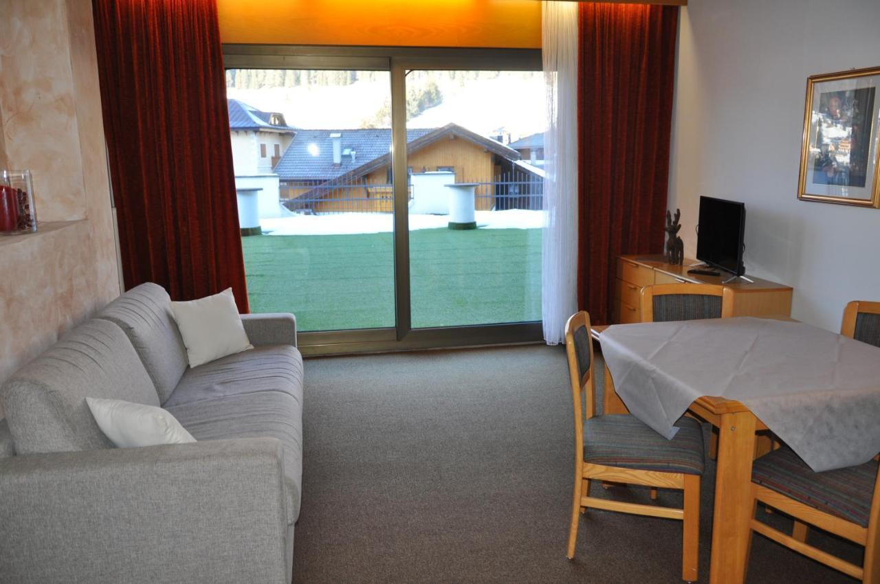 Residence Anda Pozza di Fassa Exterior photo