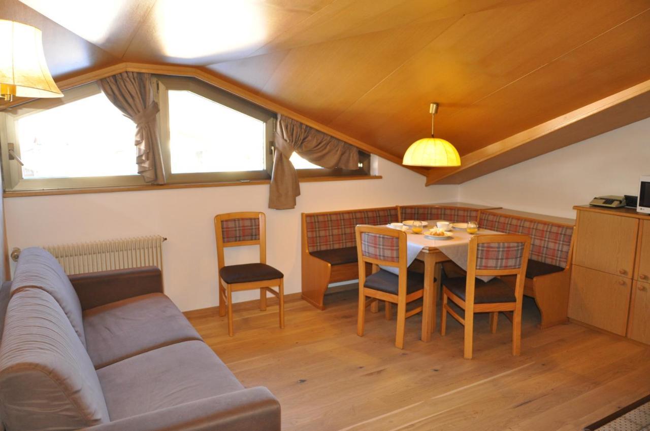 Residence Anda Pozza di Fassa Exterior photo